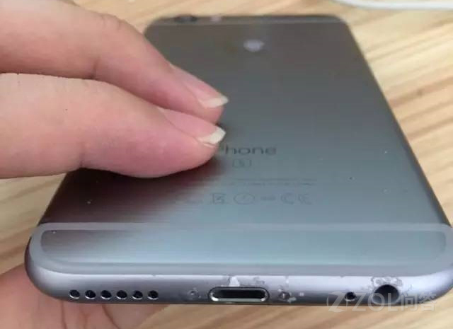 【iPhone 6S外壳氧化掉漆是怎么回事?】常见